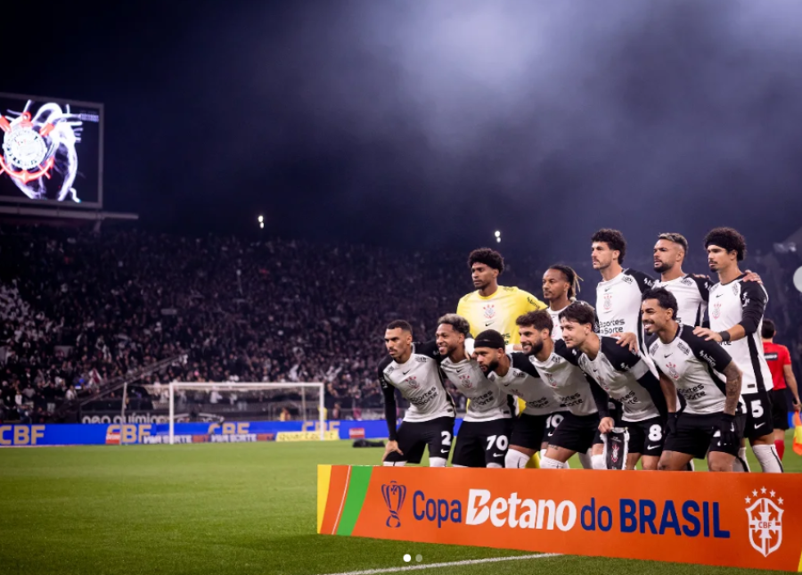 Corinthians perde para o Juventude e sente falta de Depay e Carrillo; Dorival Júnior atualiza prazos de recuperação