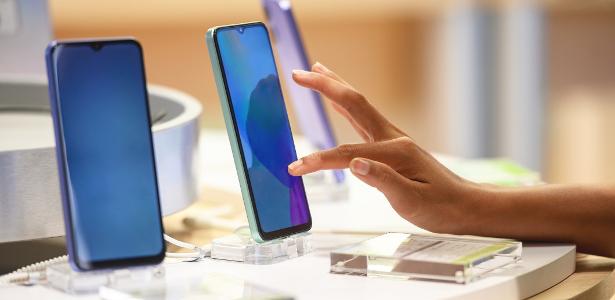 Crise dos chips faz venda global de smartphones despencar 20%